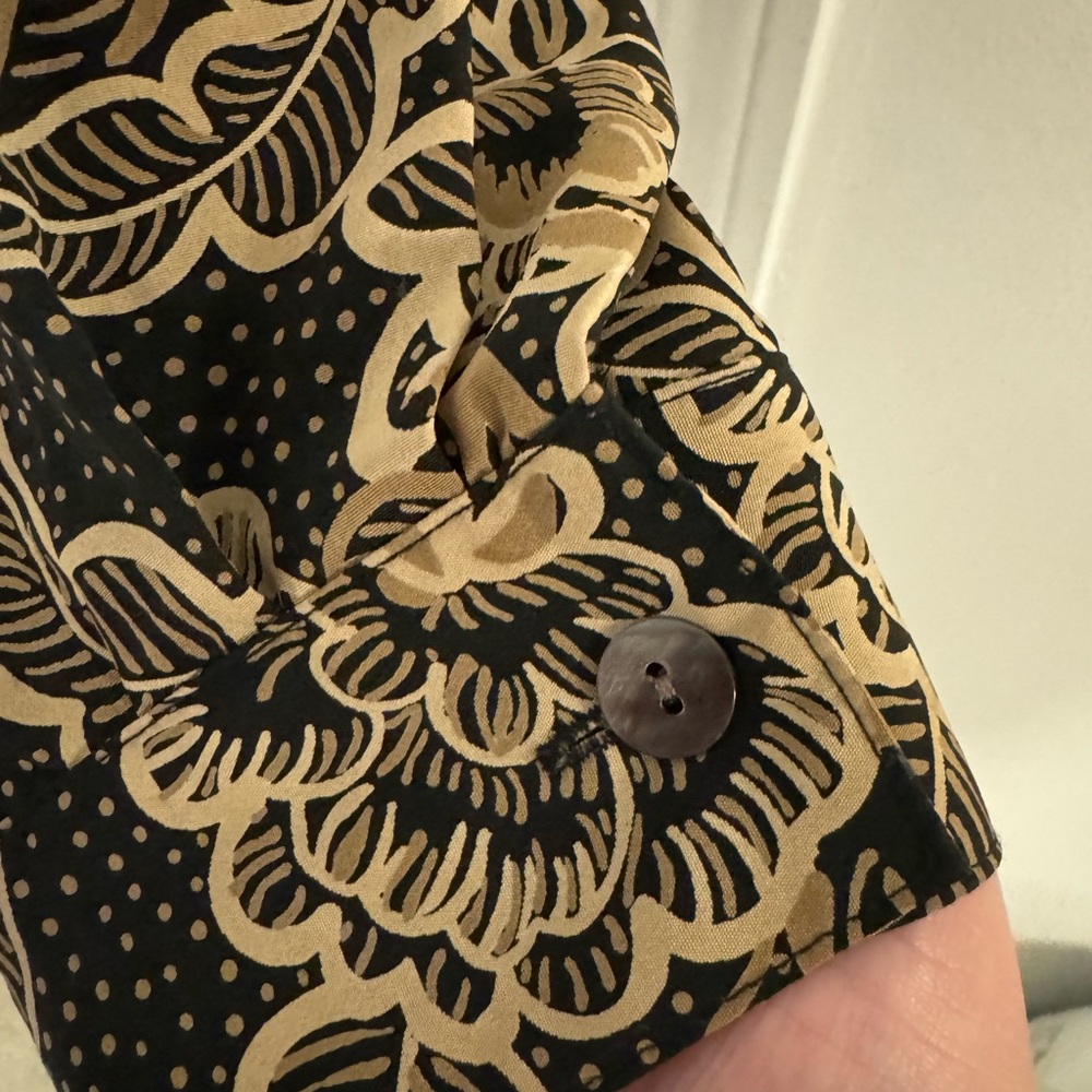 Notations Woman’s Button Down Blouse Gold And Bla… - image 7